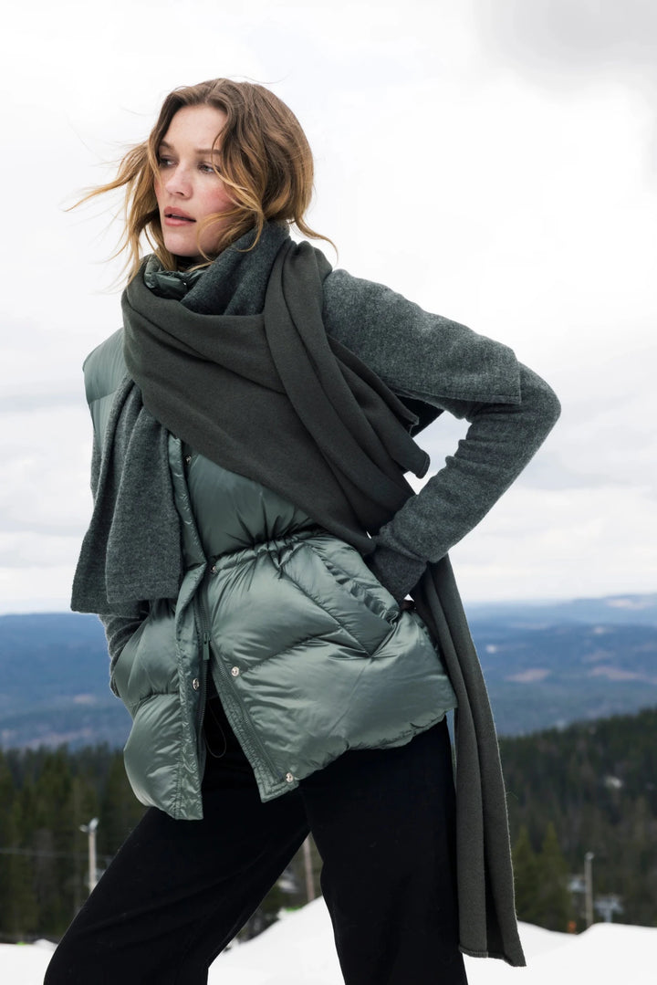 Lenox Down Vest Olive | Genser | Smuk