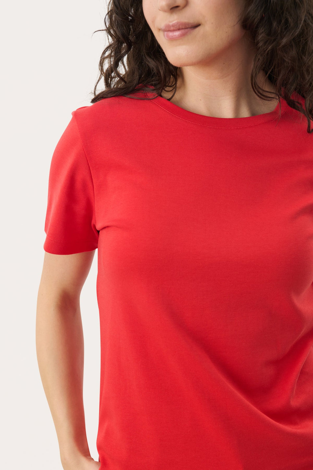 Lenyapw T-Shirt Mars Red | Topper | Smuk - Dameklær på nett