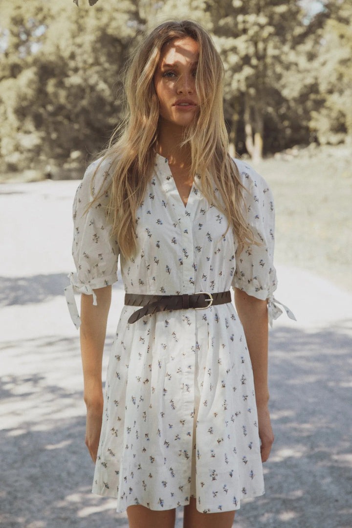 Lia Dress White Anemone Print | Kjoler | Smuk