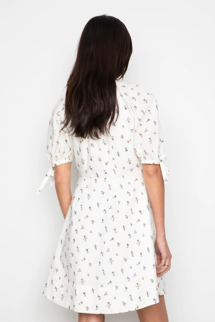 Lia Dress White Anemone Print | Kjoler | Smuk