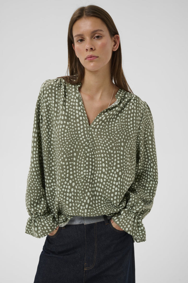 Libertyiw Blouse Green Faded Dot | Skjorter og bluser | Smuk
