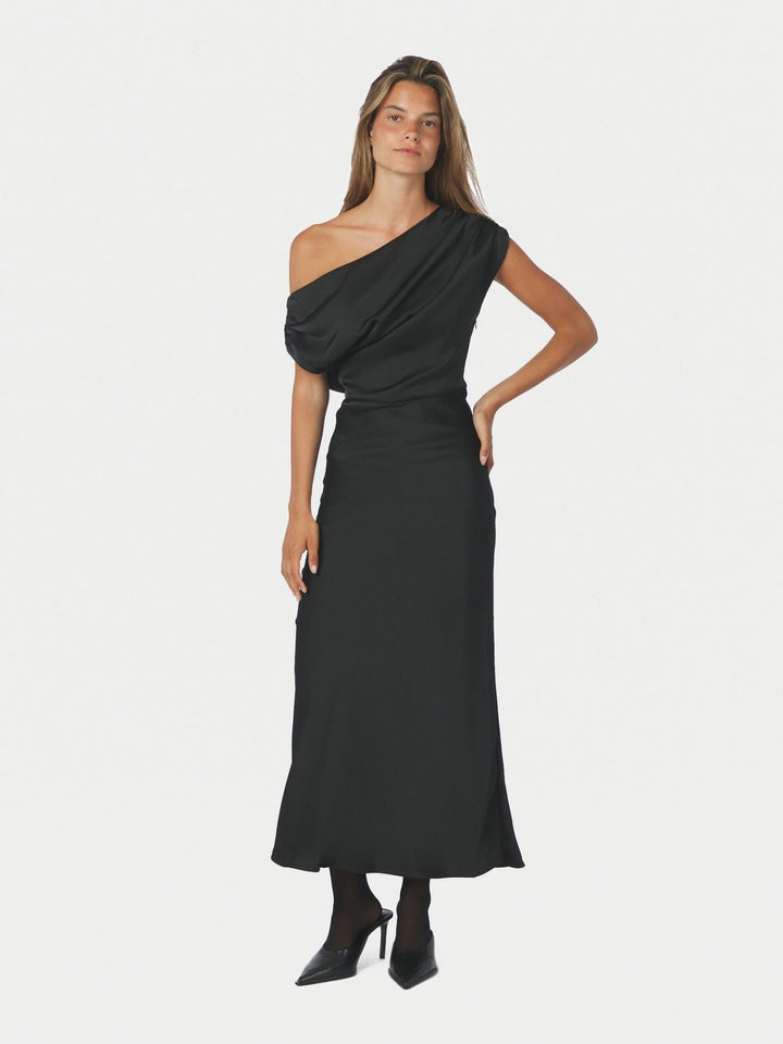 Lilith Heavy Sateen Dress Black | Kjoler | Smuk