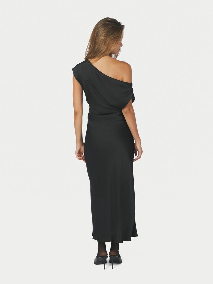 Lilith Heavy Sateen Dress Black | Kjoler | Smuk