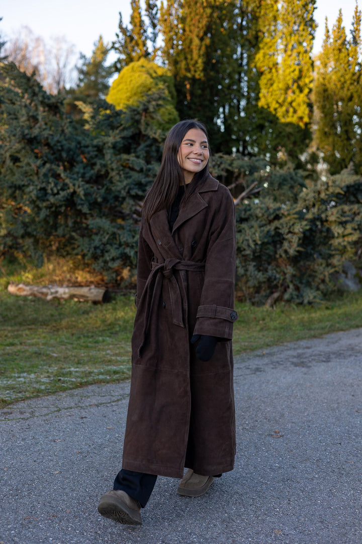 Lina Ls Suede Leather Trenchcoat Seal Brown | Yttertøy | Smuk