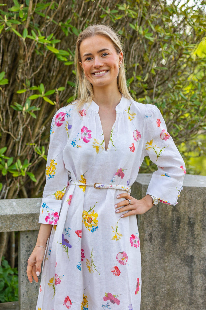 Linen Shift Dress Gardenia | Kjoler | Smuk