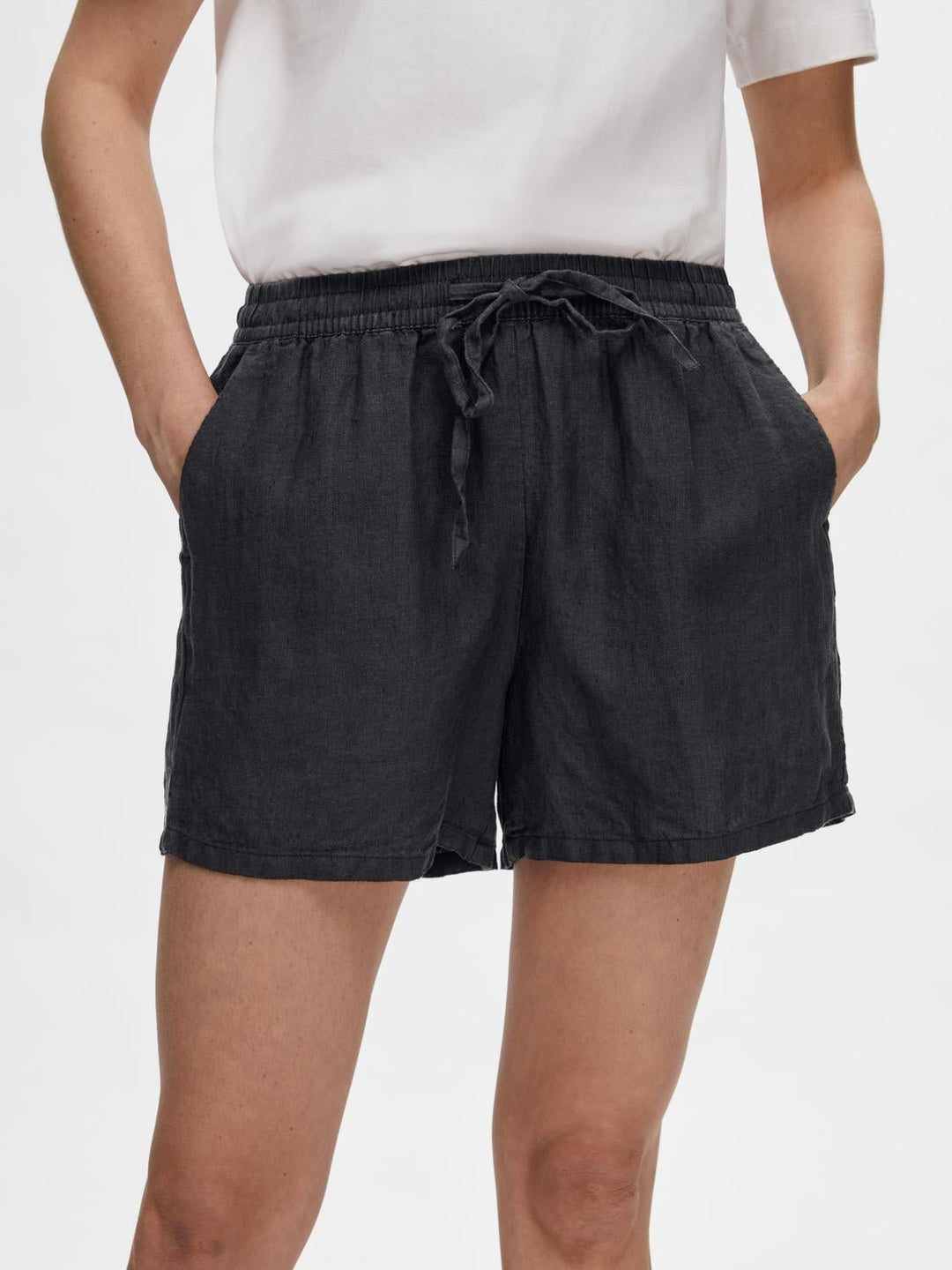 Linnie Mw Linen Shorts Black | Shorts | Smuk - Dameklær på nett
