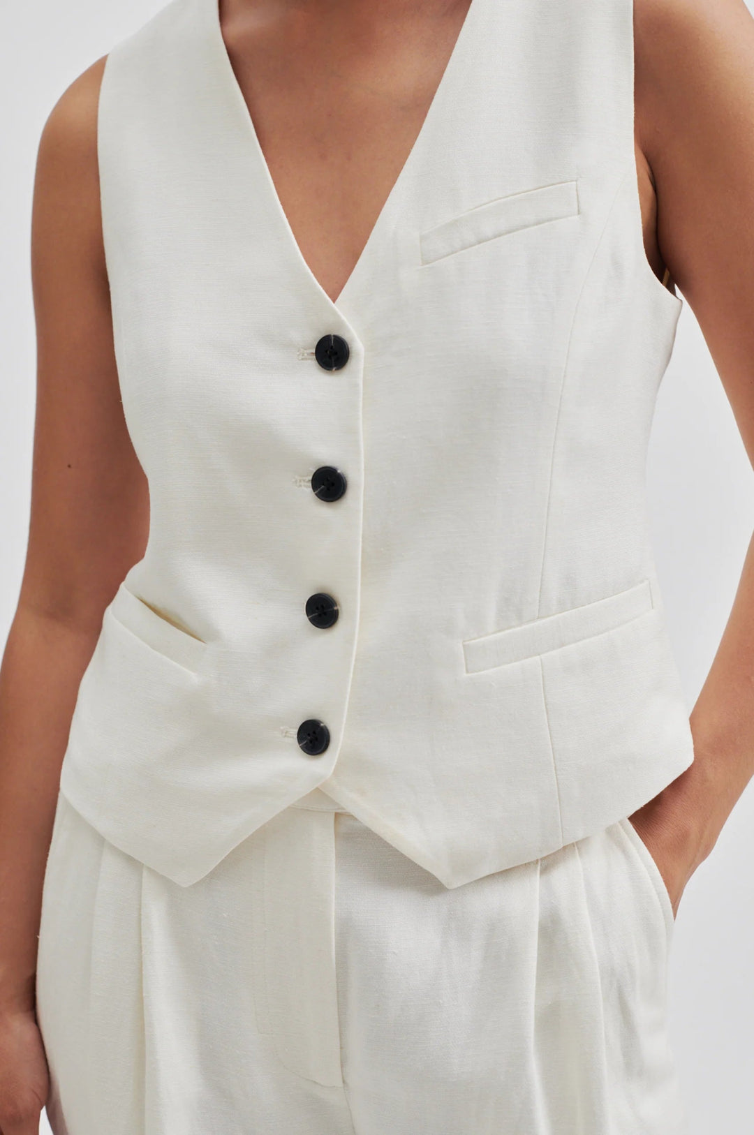 Lino Waistcoat Antique White | Genser | Smuk - Dameklær på nett