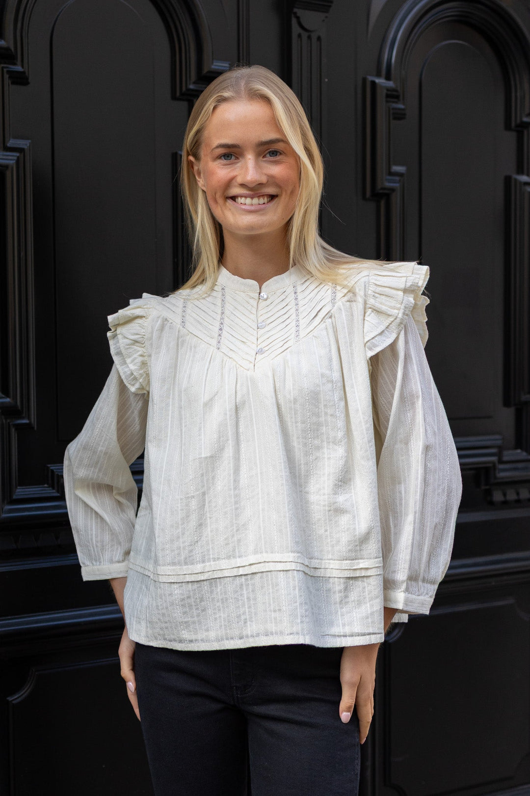 Loryn Blouse White | Skjorter og bluser | Smuk