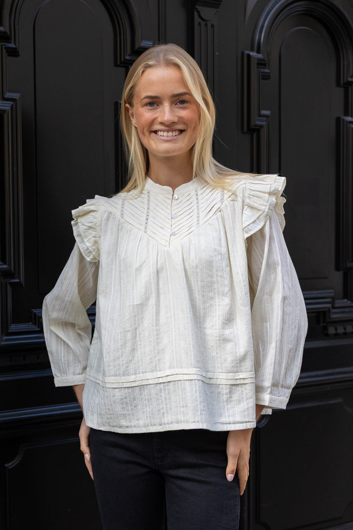 Loryn Blouse White | Skjorter og bluser | Smuk