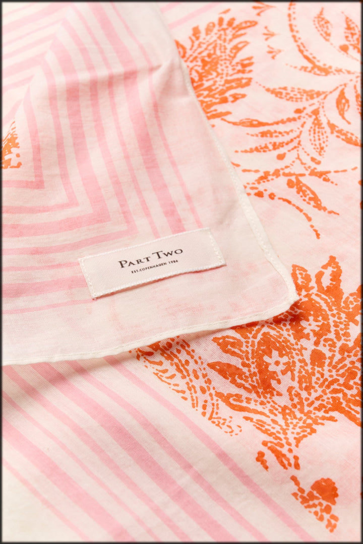 Louipw Scarf Tigerlily Paisley Print | Accessories | Smuk - Dameklær på nett