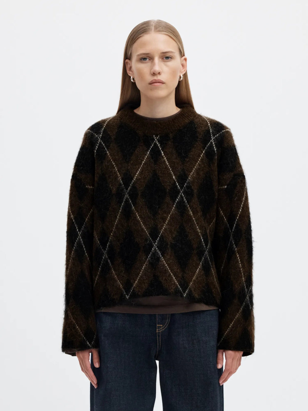 Lulu Brushed Argyle Knit O-Neck Delicioso Black + Birch | Genser | Smuk