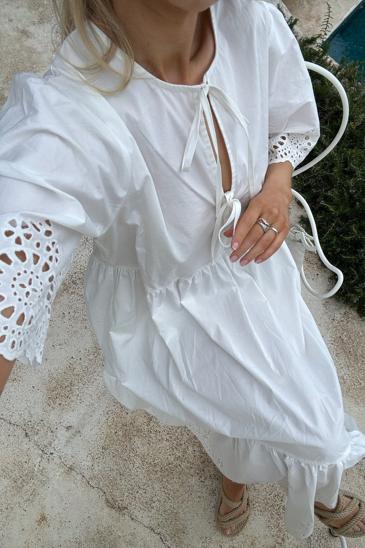 Luluic Long Dress White | Kjoler | Smuk - Dameklær på nett