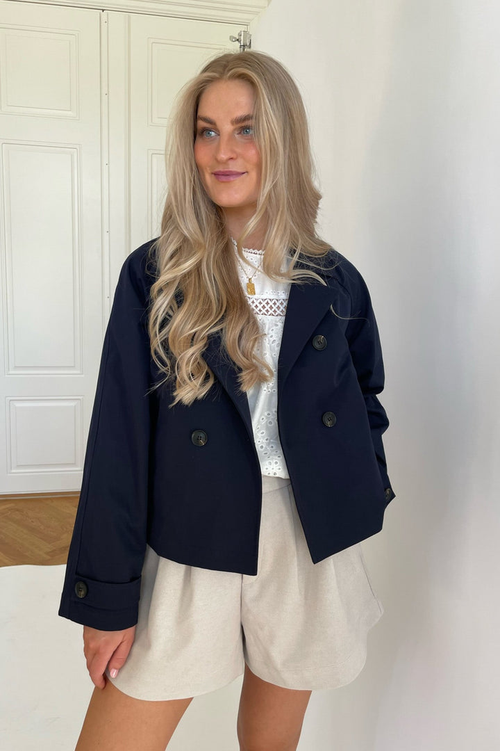 Luna Trenchcoat Navy | Yttertøy | Smuk - Dameklær på nett