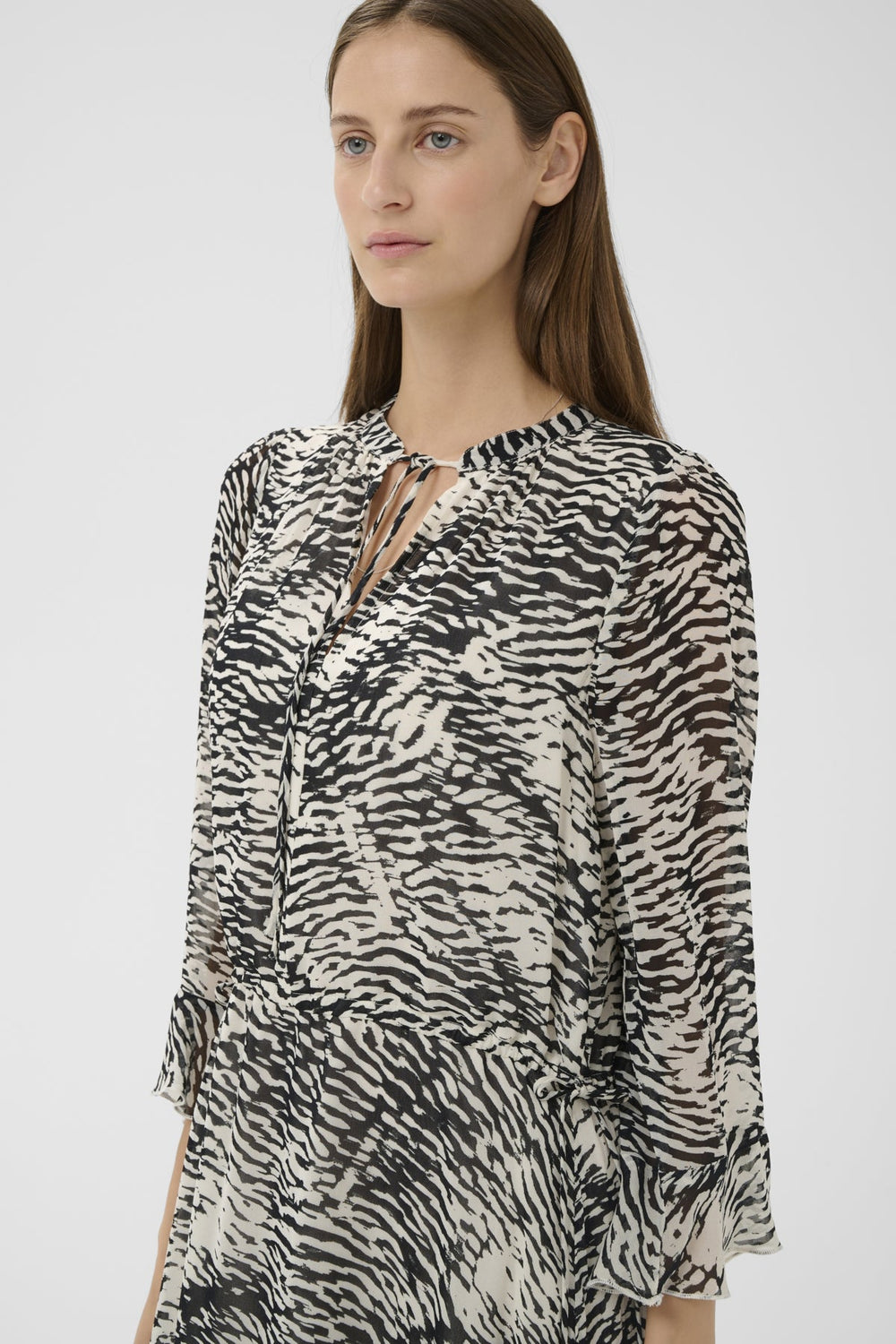 Lyon Dress Black Wavy Structure | Kjoler | Smuk