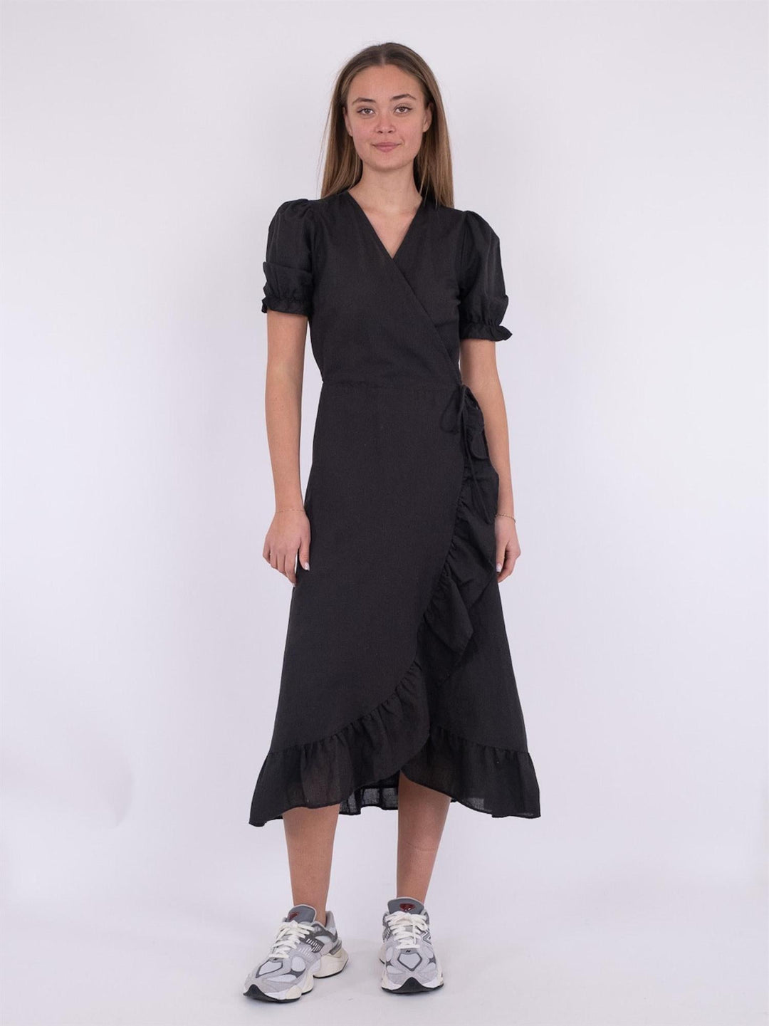 Marietta Linen Dress Black | Kjoler | Smuk - Dameklær på nett