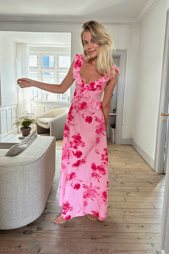 Melba Dress Abstract Pink Flower Print | Kjoler | Smuk - Dameklær på nett