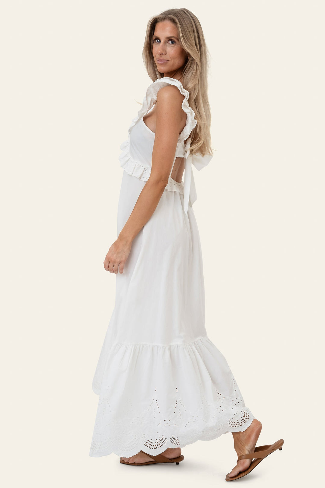 Melba Dress White Embroidery | Kjoler | Smuk