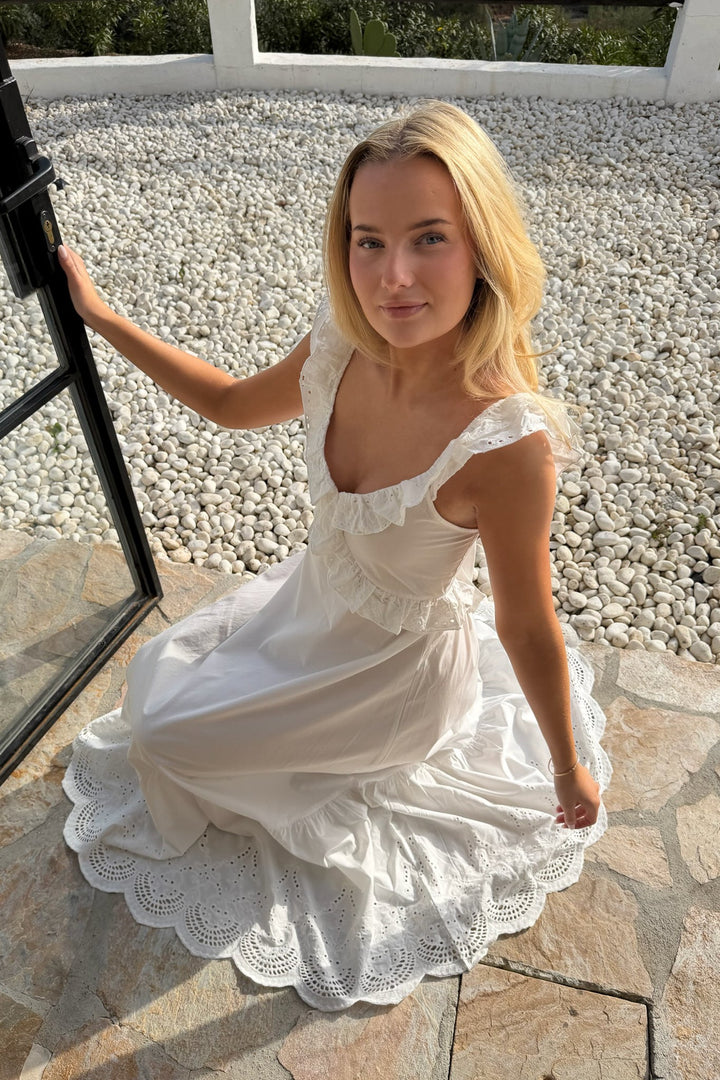 Melba Dress White Embroidery | Kjoler | Smuk