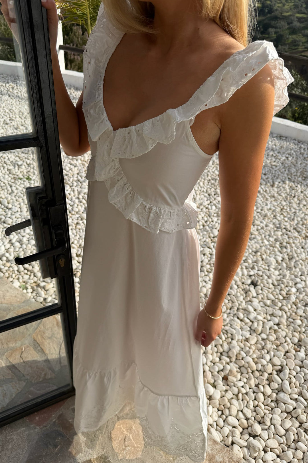 Melba Dress White Embroidery | Kjoler | Smuk