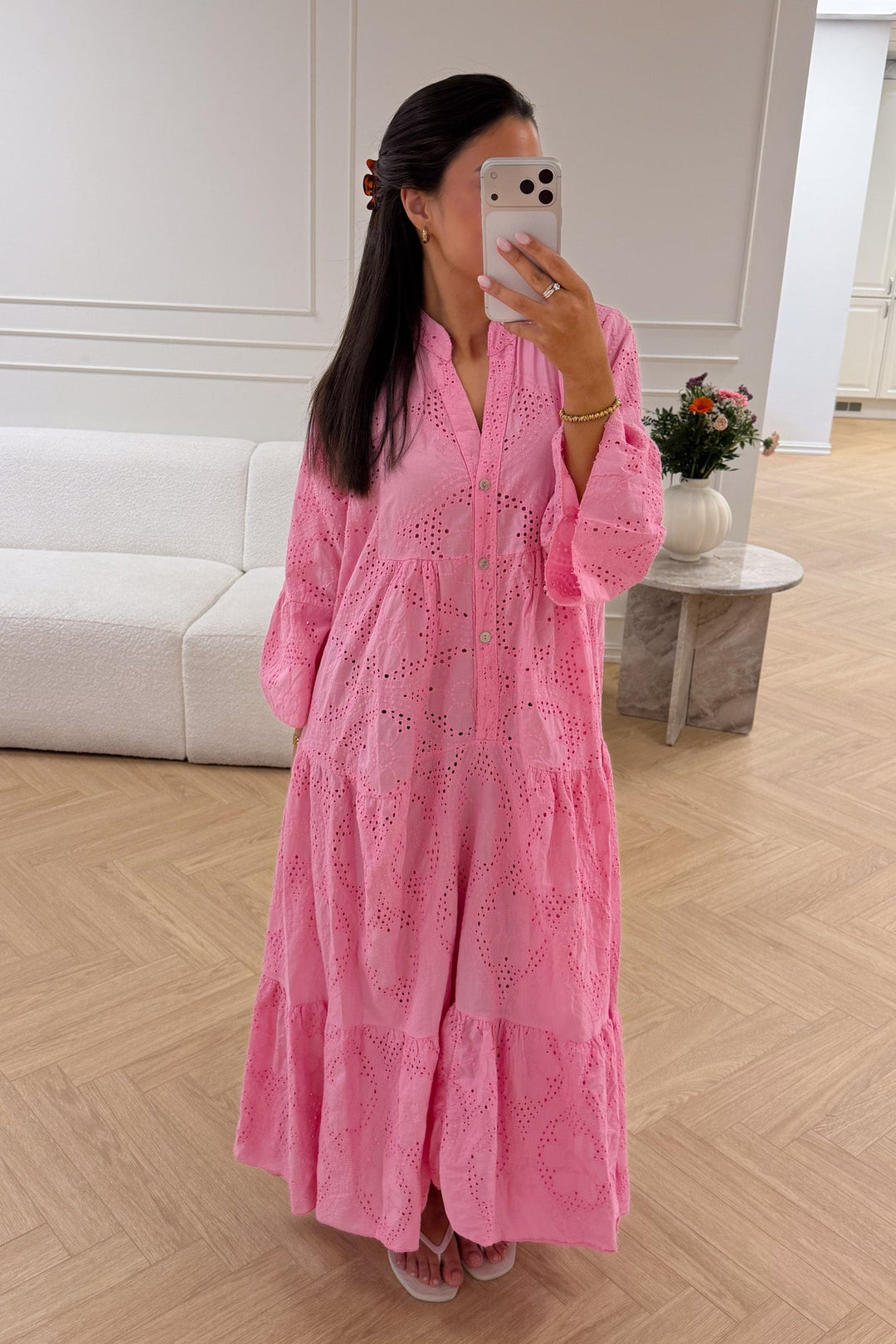 Mila Embroidery Dress Pink | Kjoler | Smuk