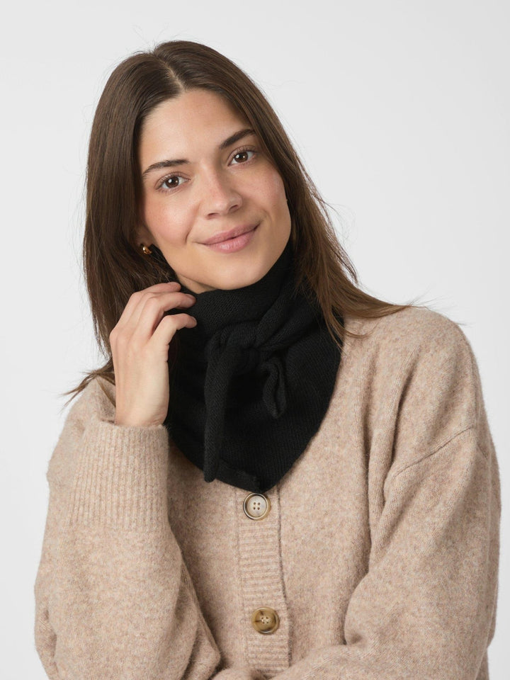 Misty Medium Scarf Black | Accessories | Smuk - Dameklær på nett