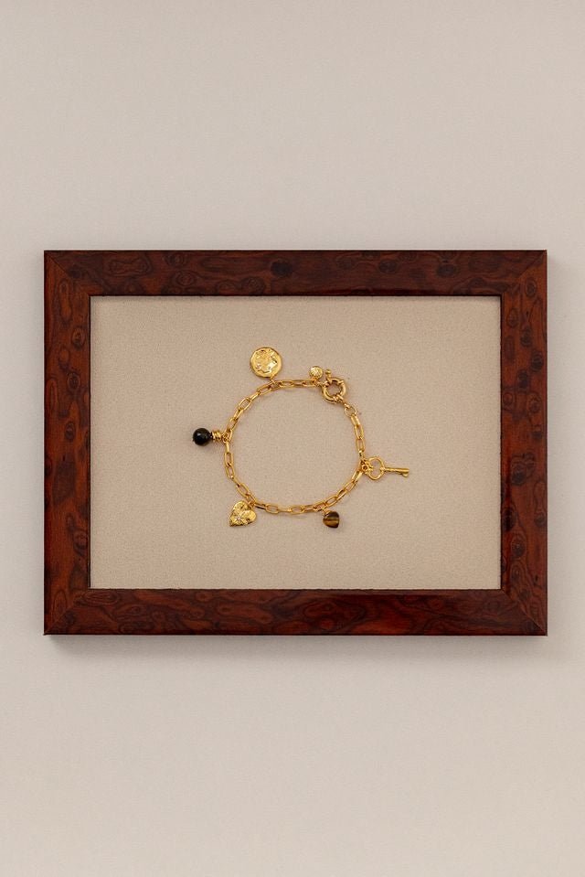 Mixed Charm & Tigers Eye Bracelet Pale Gold | Accessories | Smuk - Dameklær på nett