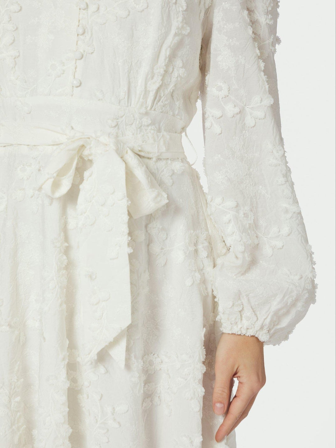 Monnie Embroidery Dress White | Kjoler | Smuk