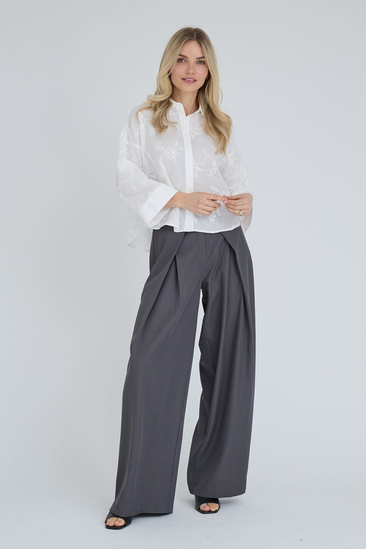 Ninna Shirt Off White | Skjorter og bluser | Smuk