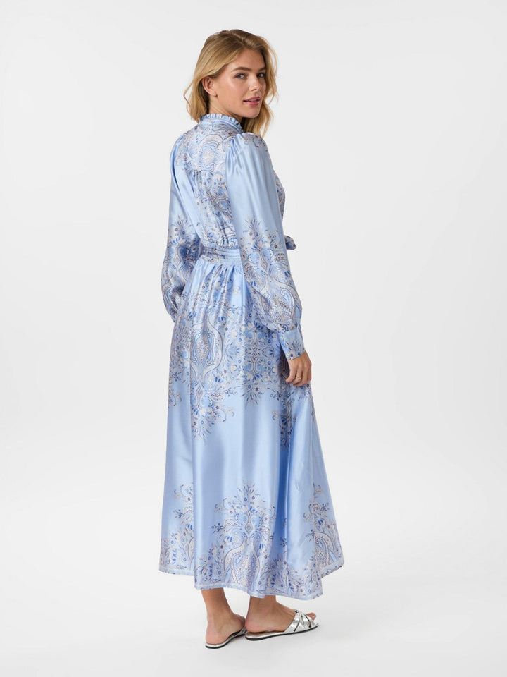 Nova Paisley Border Dress Light Blue | Kjoler | Smuk - Dameklær på nett