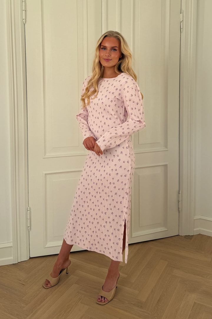 Oda Dress Pink | Kjoler | Smuk