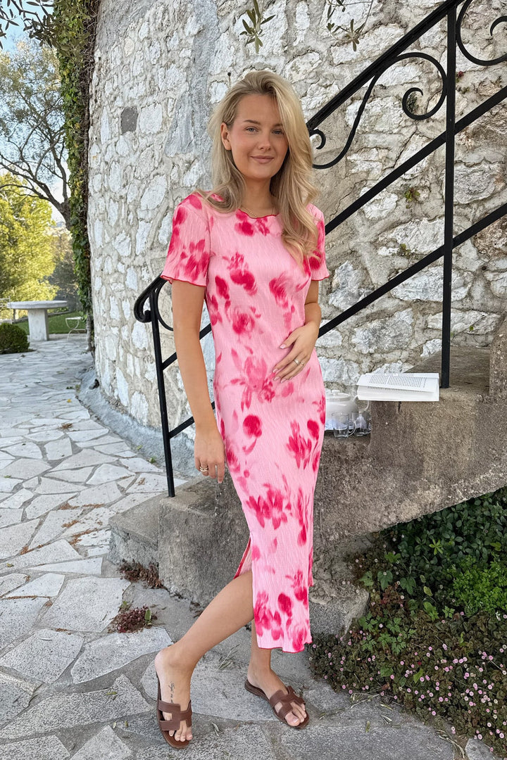 Oda Ss Dress Abstract Pink Flower Print | Kjoler | Smuk - Dameklær på nett