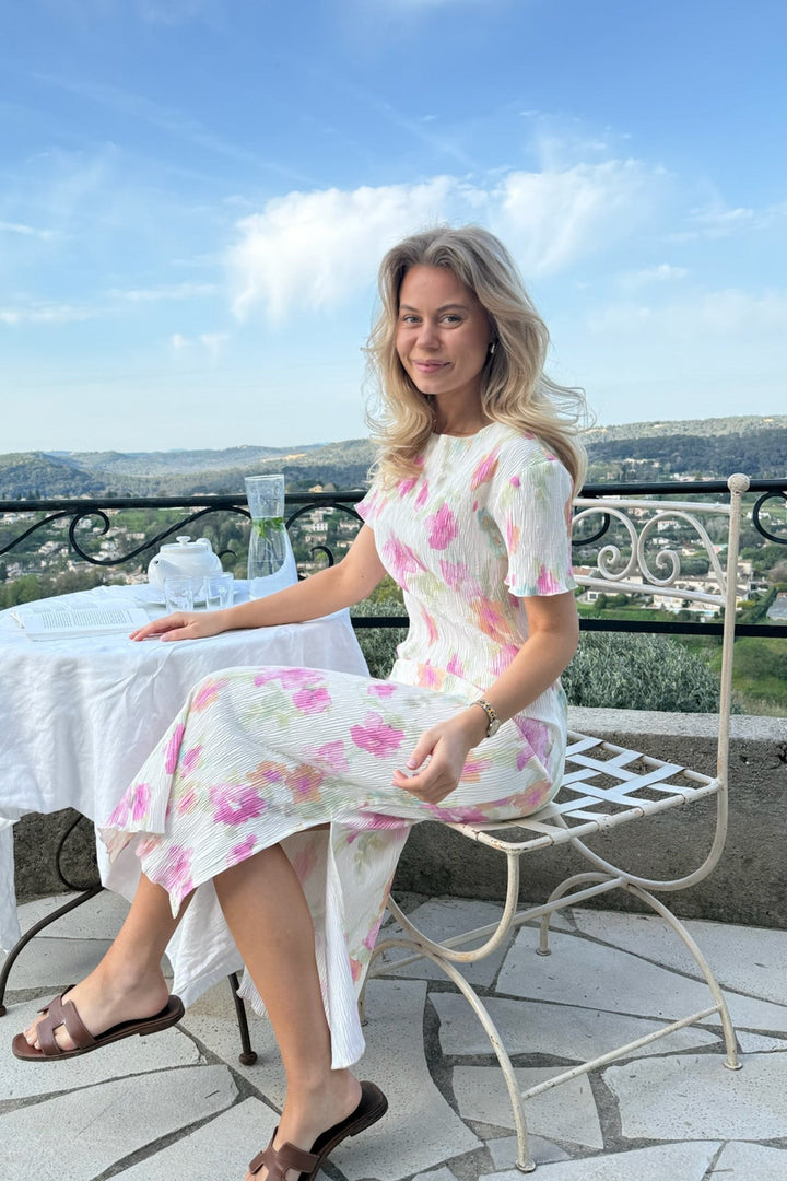 Oda Ss Dress Pink Flower Blush Print | Kjoler | Smuk - Dameklær på nett