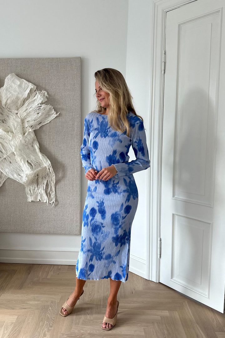 Odaic Dress Abstract Blue Flower Print | Kjoler | Smuk - Dameklær på nett