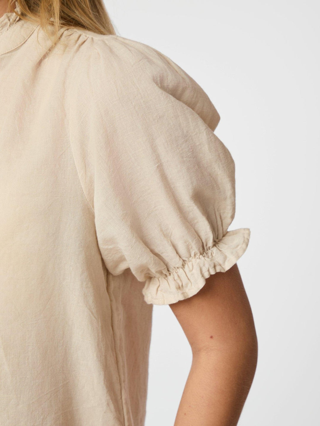 Odesa Linen Blouse Sand