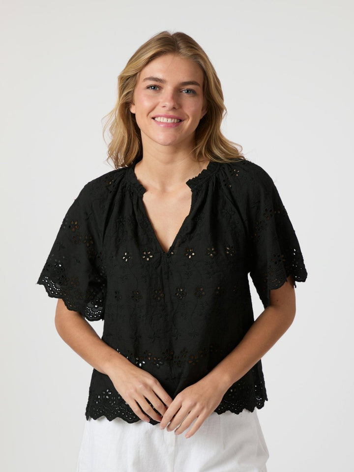Odet Embroidery Blouse Black | Skjorter og bluser | Smuk - Dameklær på nett
