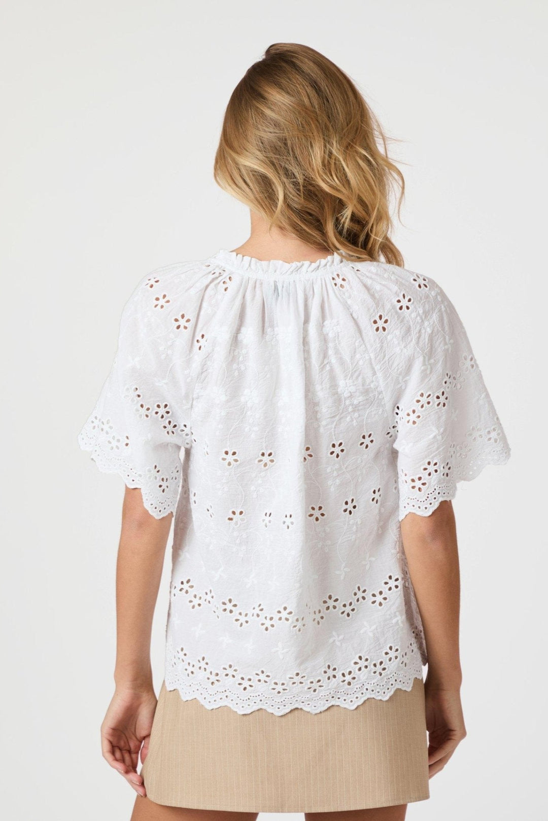Odet Embroidery Blouse White | Skjorter og bluser | Smuk - Dameklær på nett