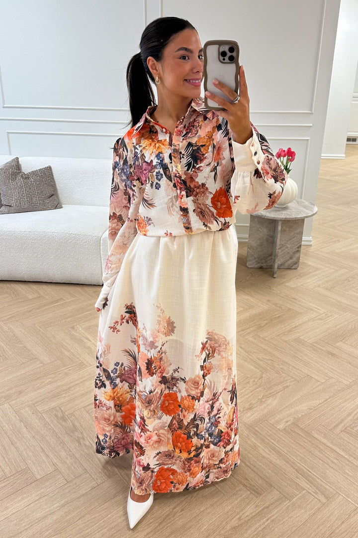 Osley Skirt Beige Flower | Skjorter og bluser | Smuk