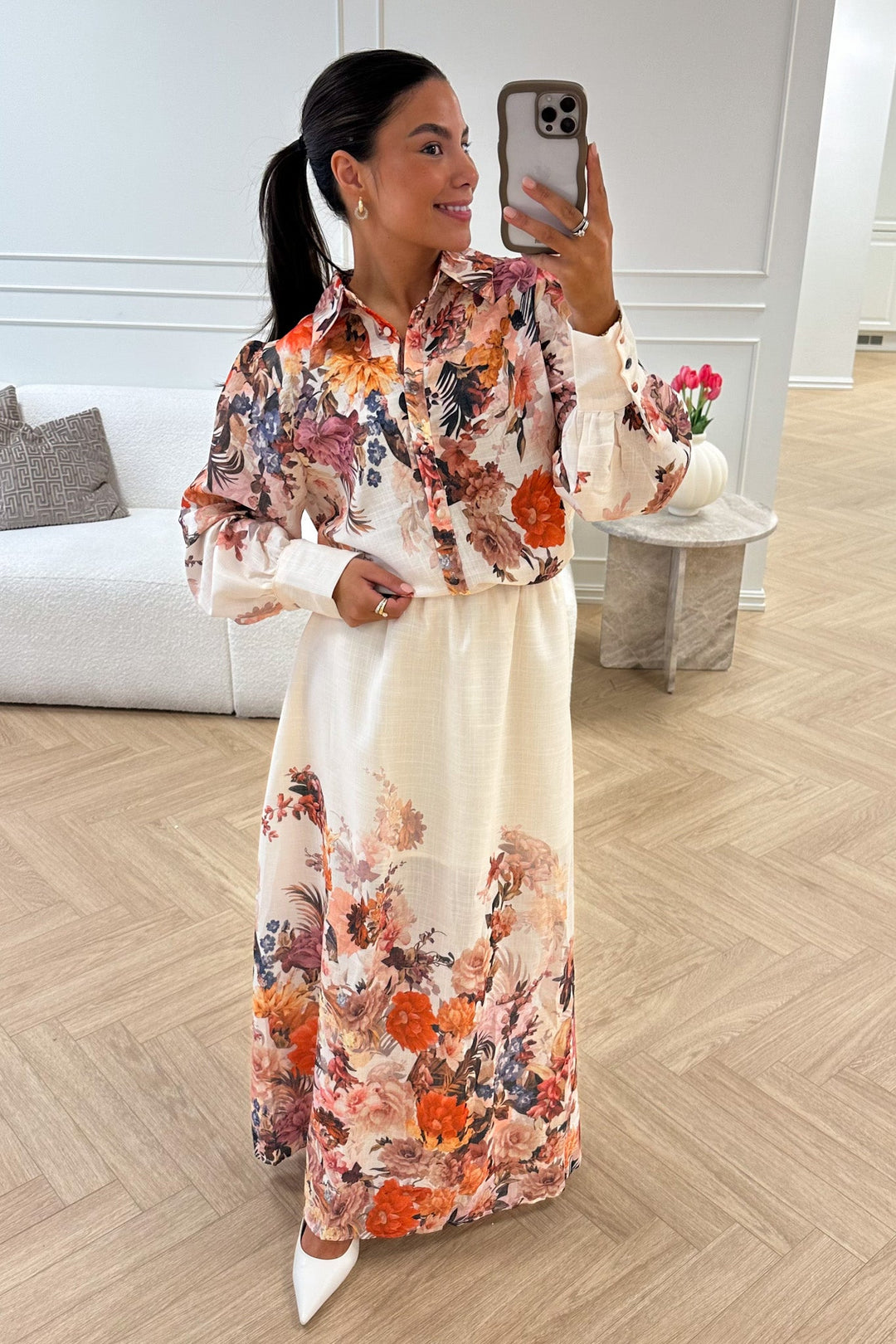 Osley Skirt Beige Flower | Skjorter og bluser | Smuk