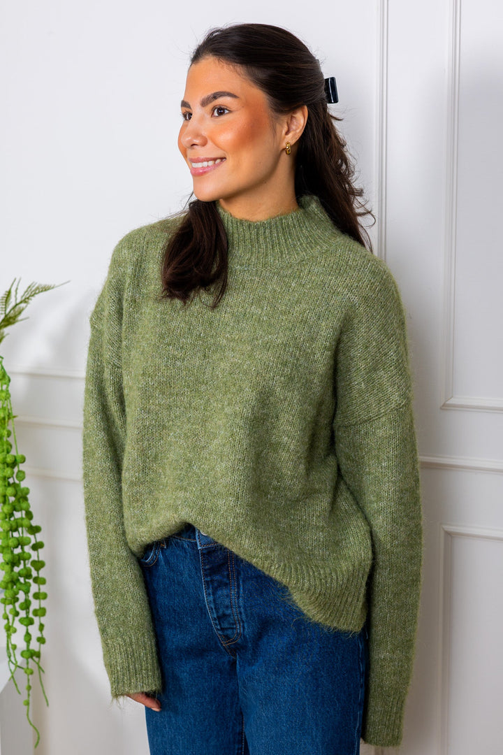 Paulina Fluffy Knit Blouse Dusty Green | Genser | Smuk