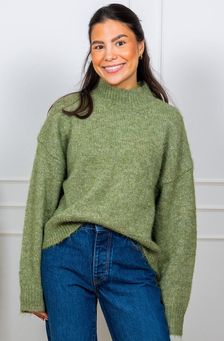 Paulina Fluffy Knit Blouse Dusty Green | Genser | Smuk
