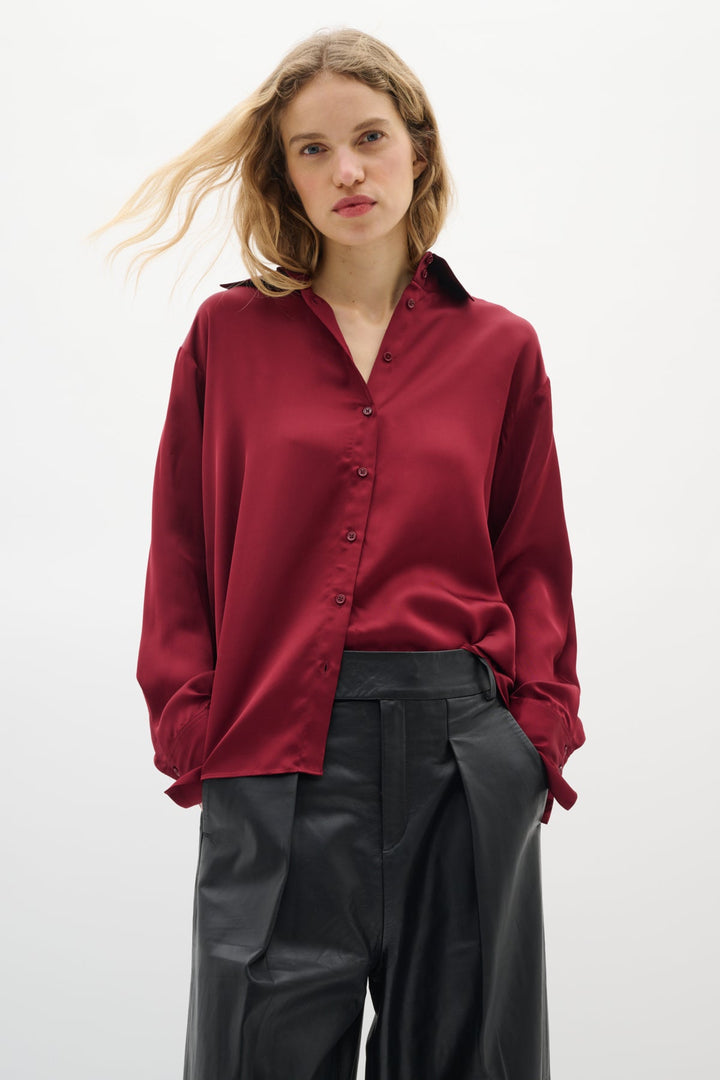 Paulineiw Shirt Cabernet | Skjorter og bluser | Smuk - Dameklær på nett