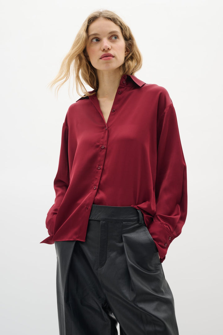 Paulineiw Shirt Cabernet | Skjorter og bluser | Smuk - Dameklær på nett