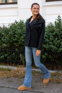 Perryiw Short Coat R Black