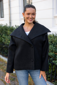 Perryiw Short Coat R Black