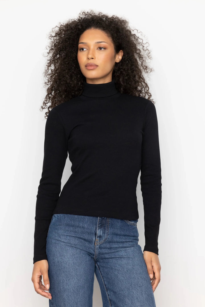 Petra Rib Turtleneck Black | Topper | Smuk