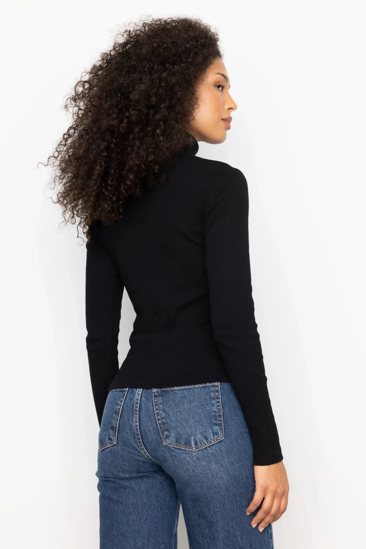 Petra Rib Turtleneck Black | Topper | Smuk