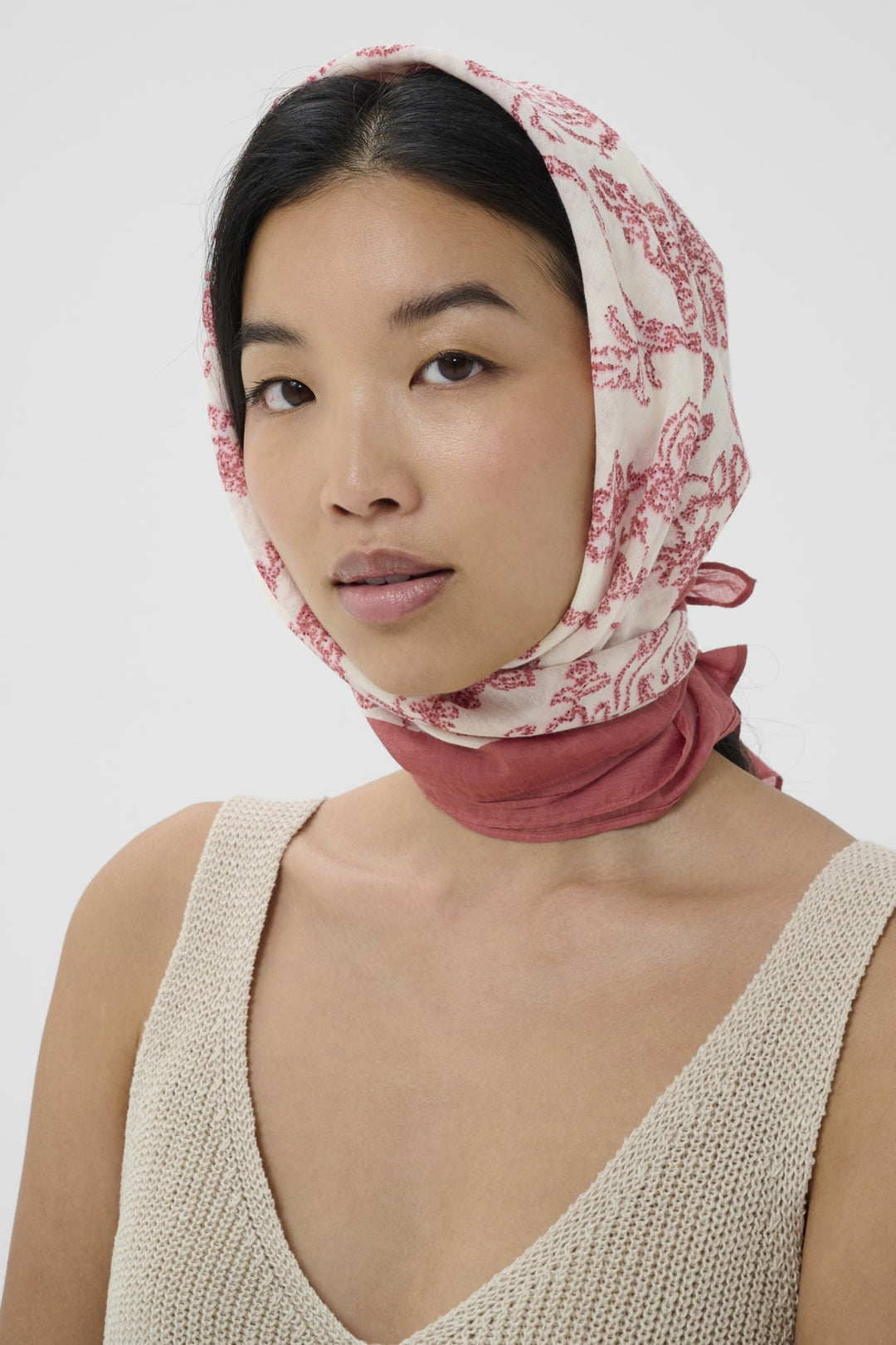 Phi Scarf Peach Blossom Dot Paisley | Accessories | Smuk