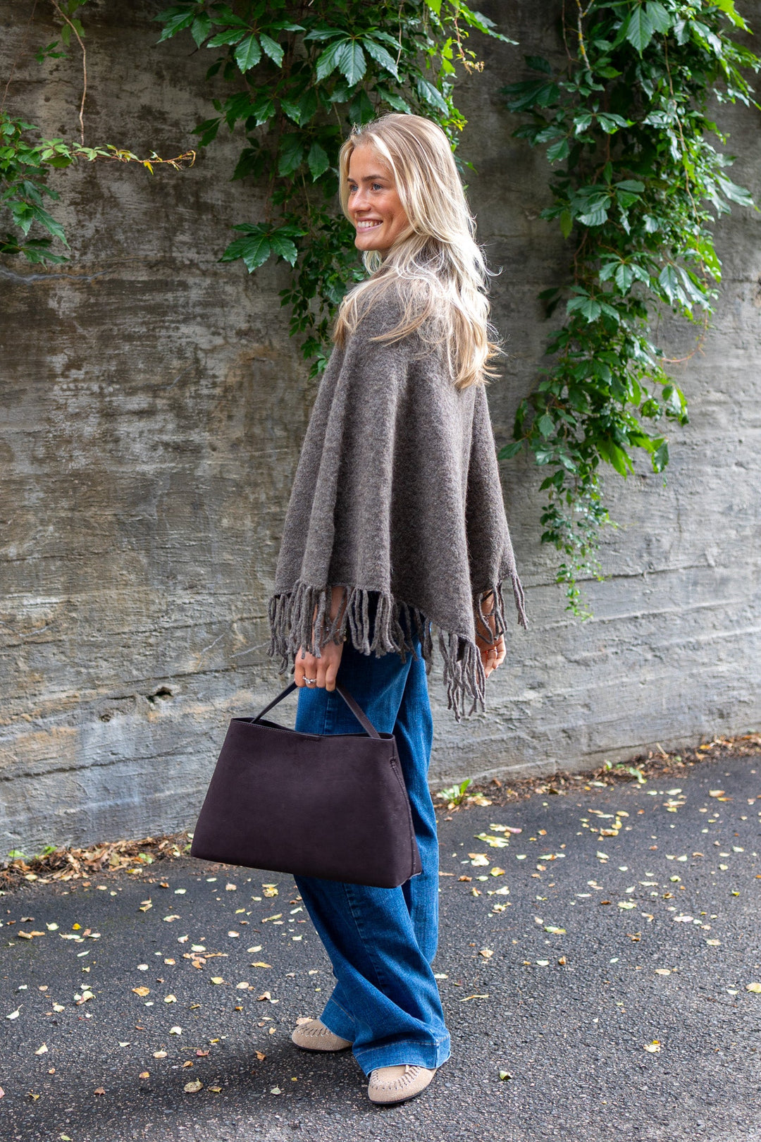 Pocahontas Poncho Cappuchino | Poncho | Smuk