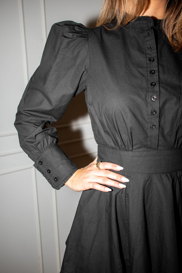 Poplin Mini Dress Black | Kjoler | Smuk