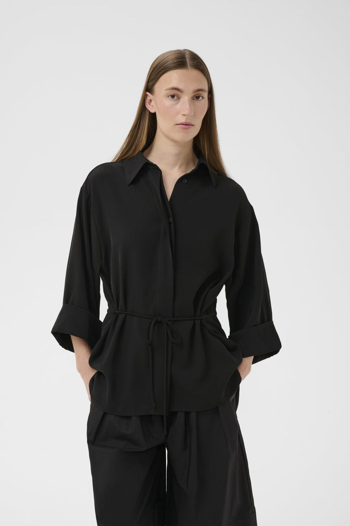 Qaileyiw Shirt Jacket Black | Skjorter og bluser | Smuk